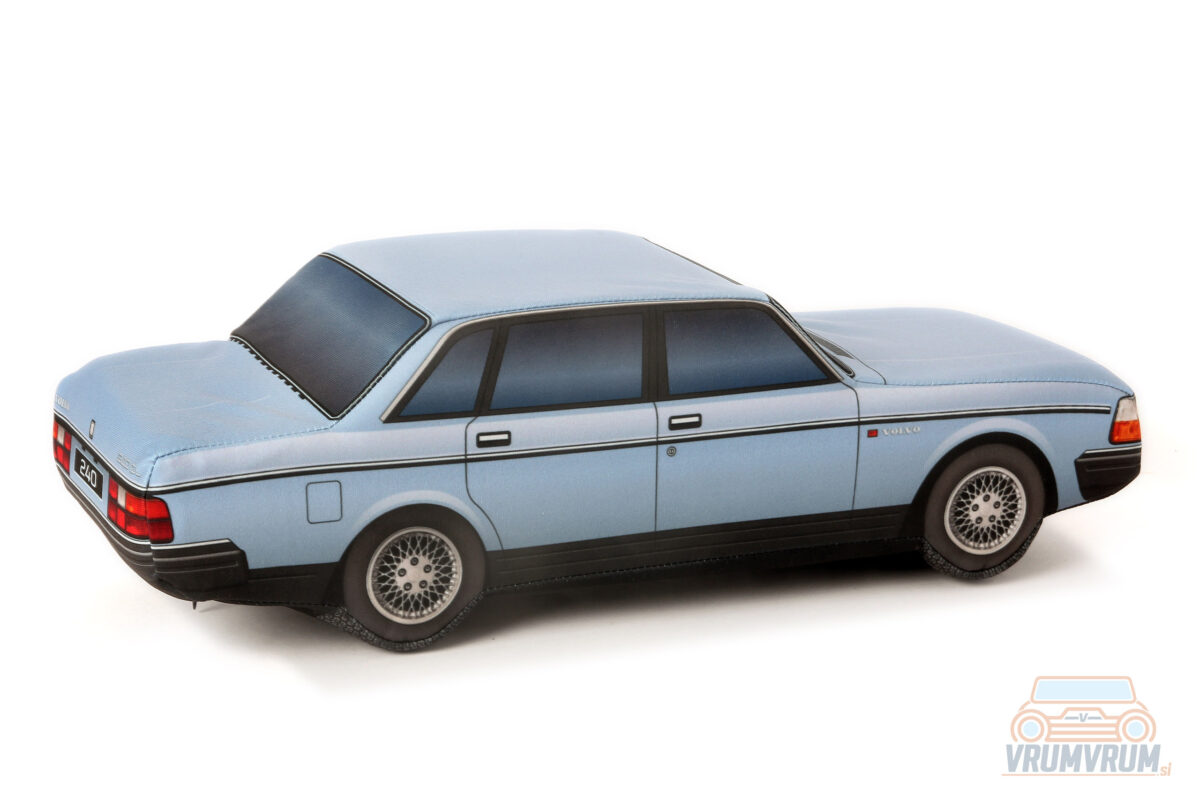 Volvo 240 Plüschauto Dekokissen