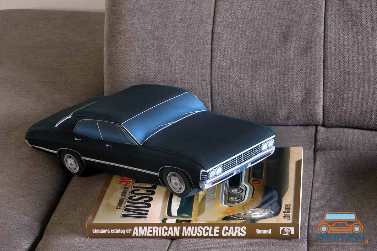 1967 Chevrolet Impala vrumvrum okrasna blazina
